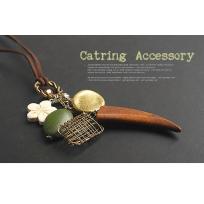 Necklace/Sweater Chain With Wooden Decorations