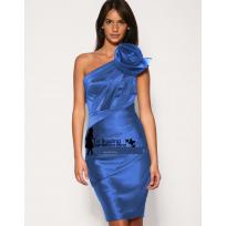 Evening dress with flower